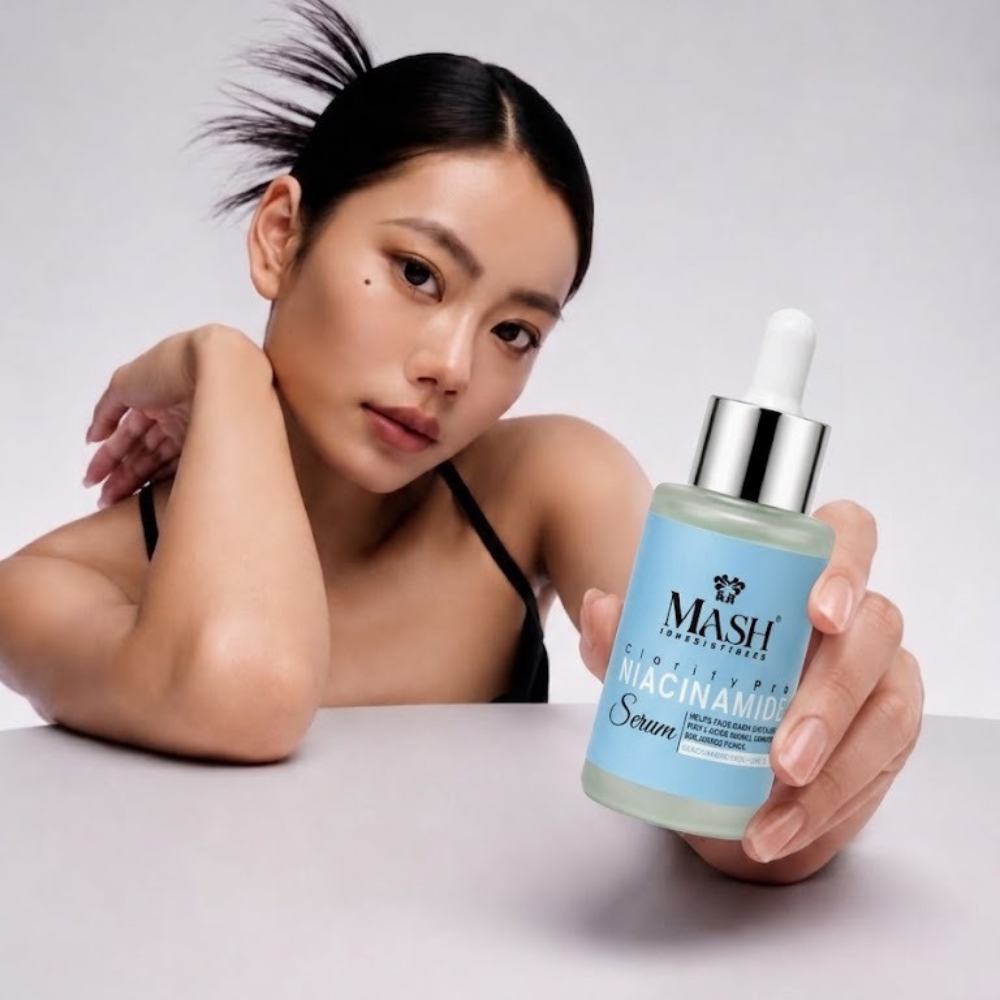 MASH Clarify Pro Niacinamide Serum texture